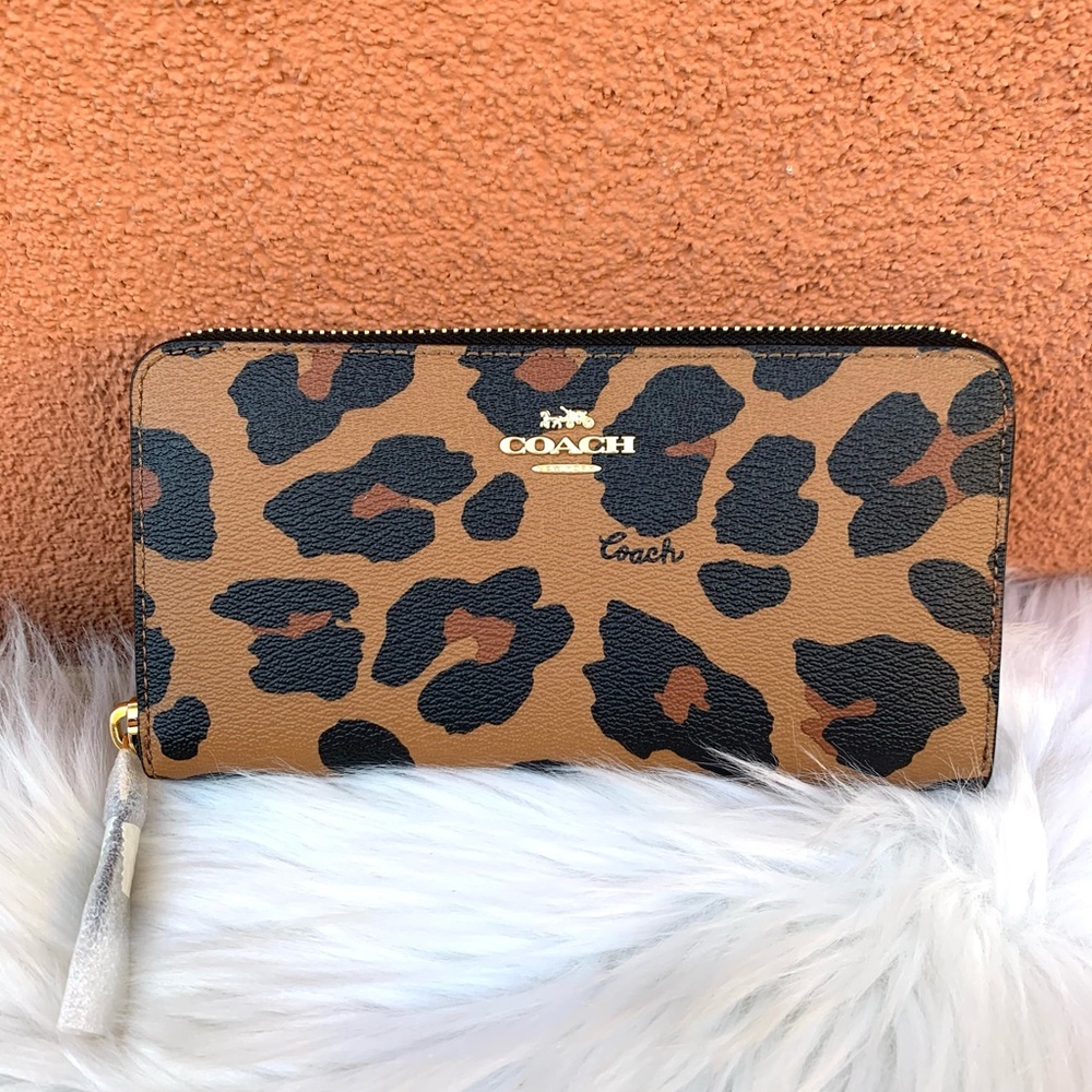 COACH LEOPARD PRINT ACCORDION ZIP WALLET